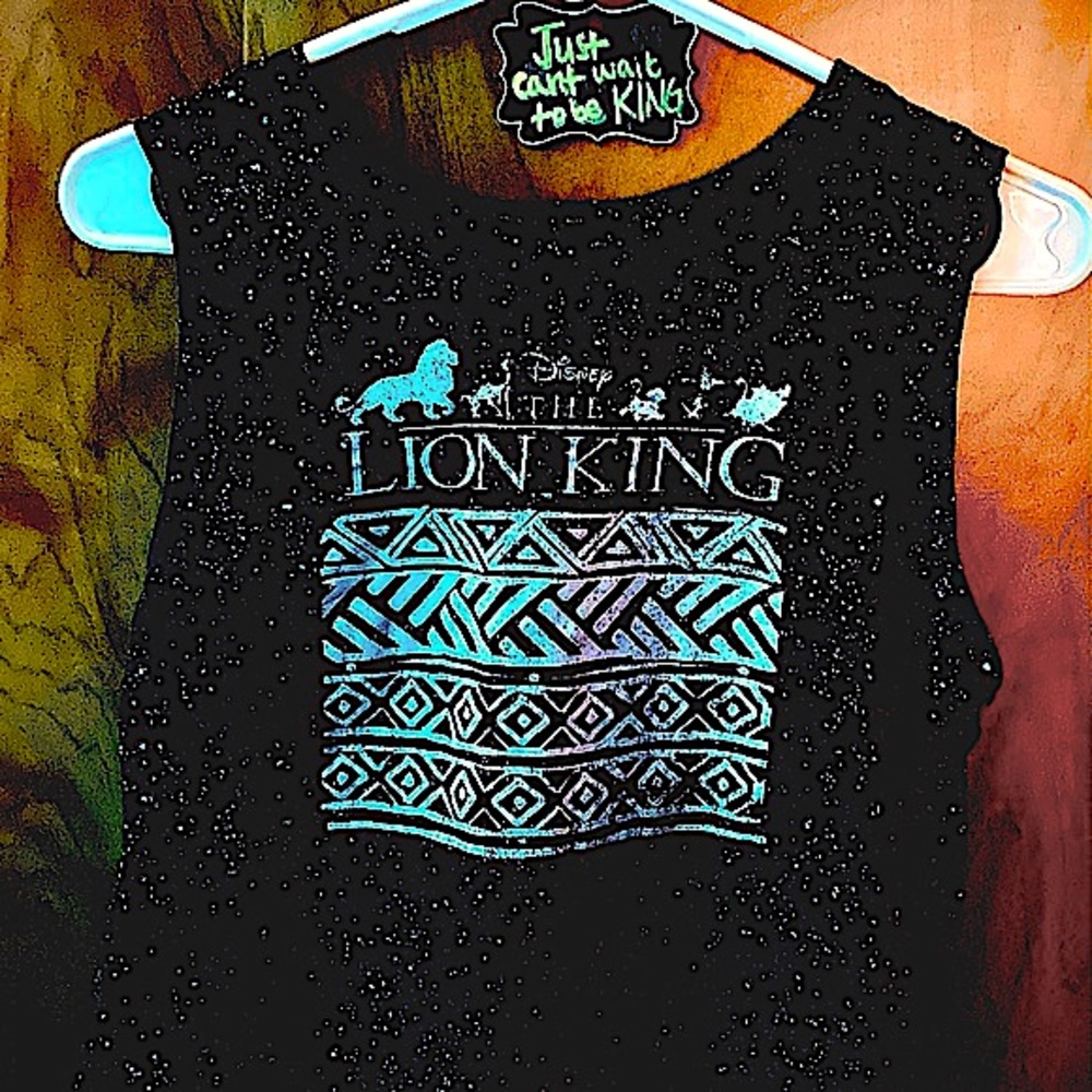 VINTAGE🌟Disney The Lion 🦁 King 👑 Crop Top